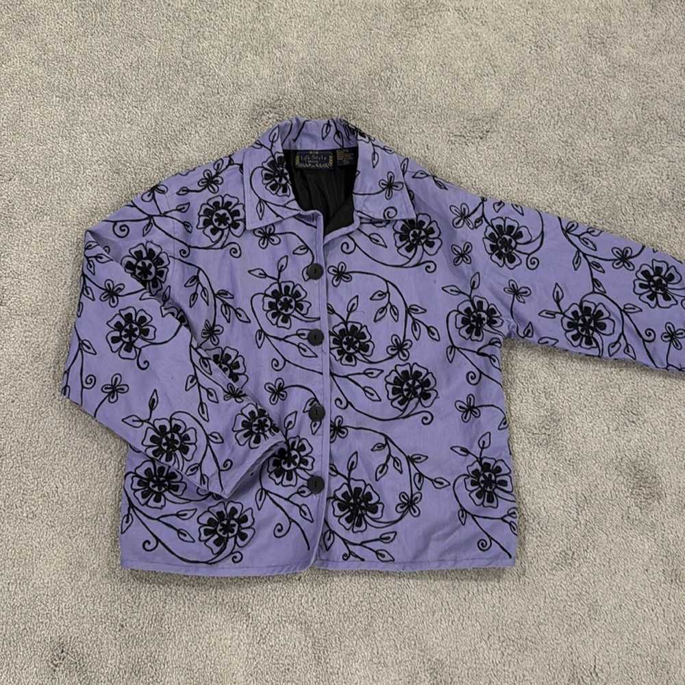 Embroidered linen jacket size small boxy fit